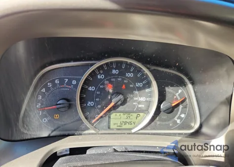 2014 Toyota Rav4 Xle z USA, uszkodzony, nr VIN JTMWFREV3EJ023727